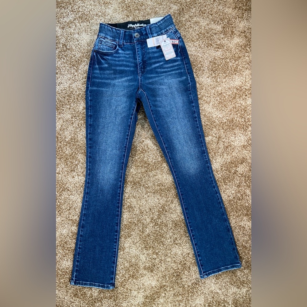 Flag & Anthem High Rise Straight Jeans NWT Stretch Denim Size 2/26